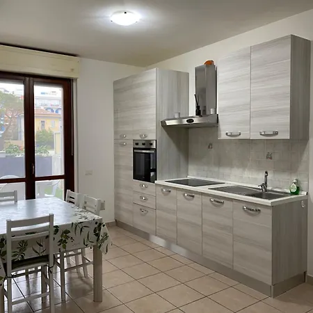 A 100m Dal Mare Apartment