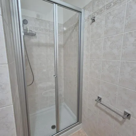 A 100m Dal Mare شقة